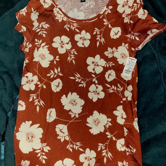 SUPER CUTE Vera Wang blouse - Picture 2 of 5